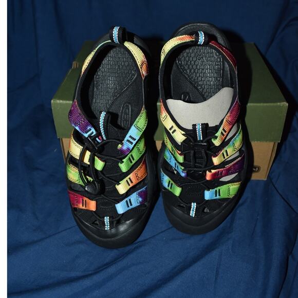 NEW KEEN Newport H2 Original Tie Dye Women's 6.5 NIB Sandals Outdoor Covered - Picture 3 of 5